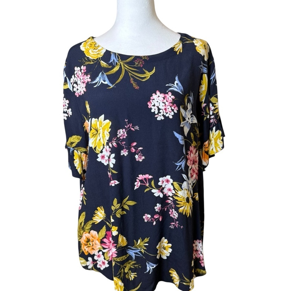 LOFT‎ Navy Floral Blouse Large Ruffle Short Sleeve Cottagecore Bloomcore Flower